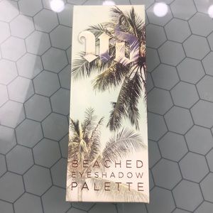 Urban Decay Beached eyeshadow palette